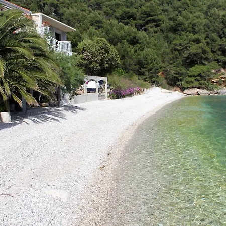 Seaside Secluded Cove Smokvina, Hvar - 4036 Apartament Bogomolje
