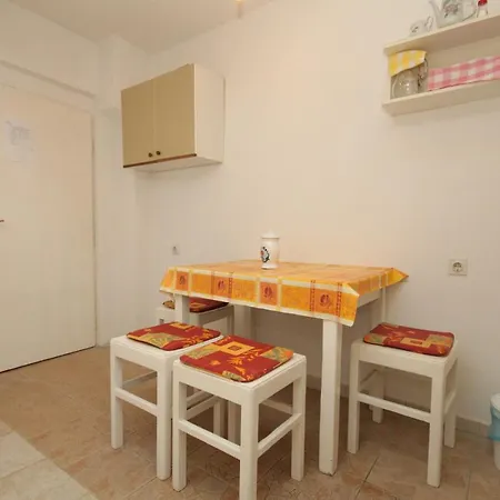 Apartament Seaside Secluded Cove Smokvina, Hvar - 4036 Bogomolje